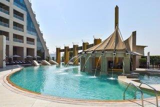 Dubai - Healthcare City - Raffles Dubai